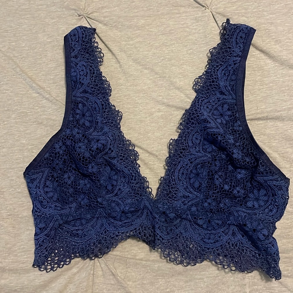 VS lace bralette